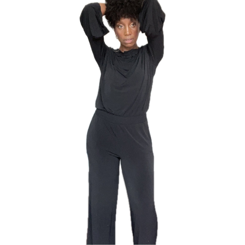 BELL SLEEVED INC (INTERNATIONAL CONCEPTS), BLACK JUMPSUIT, SIZE: MEDIUM
